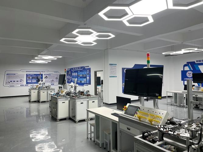 智能制造创新实训基地
